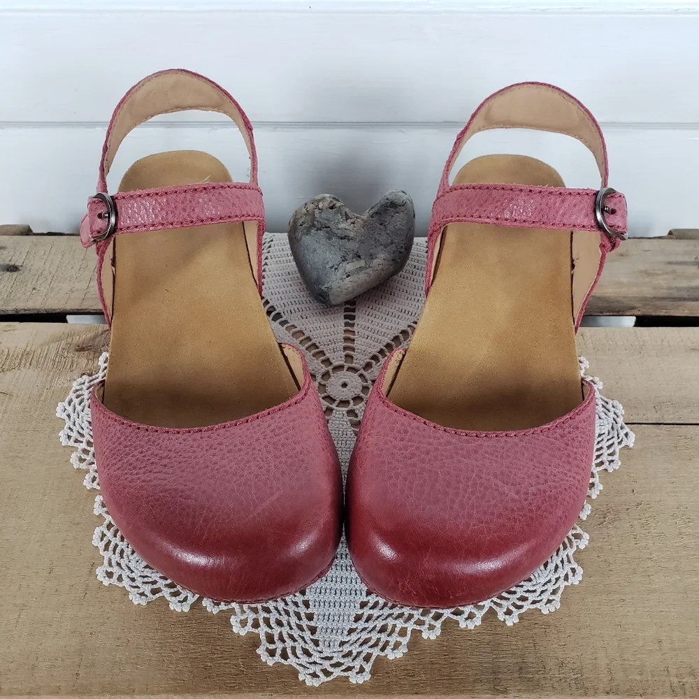 **SOLd*thankyou🌷Dansko Tiffani▪︎MaryJane Clog Sandal▪︎Coral Red Burnished▪︎EU39 - Picture 2 of 16